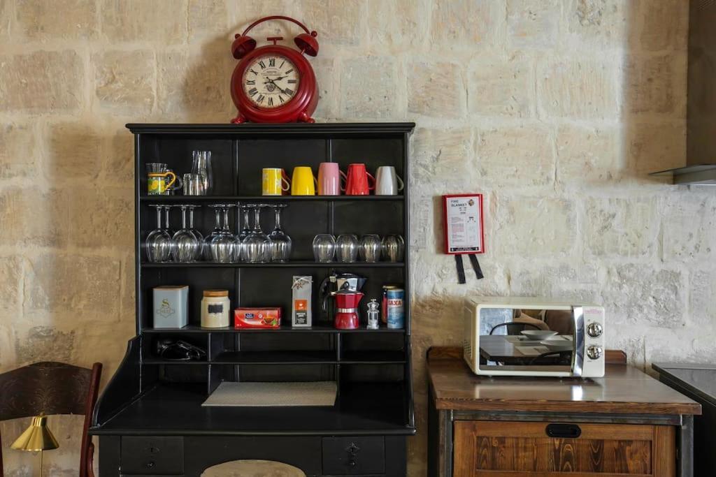 Chic, Stylish & Spacious Flat In Central Valletta Exterior photo